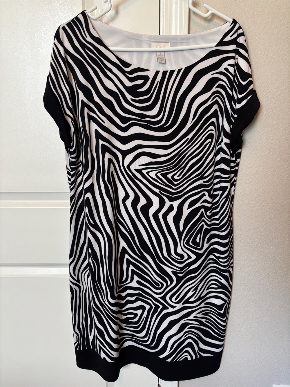 Chico's Black & White Zebra-Stripe Short Sleeve Tunic Dress Animal Print